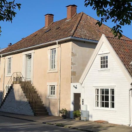 The Old Jailhouse Mandal Hostel Eksteriør bilde