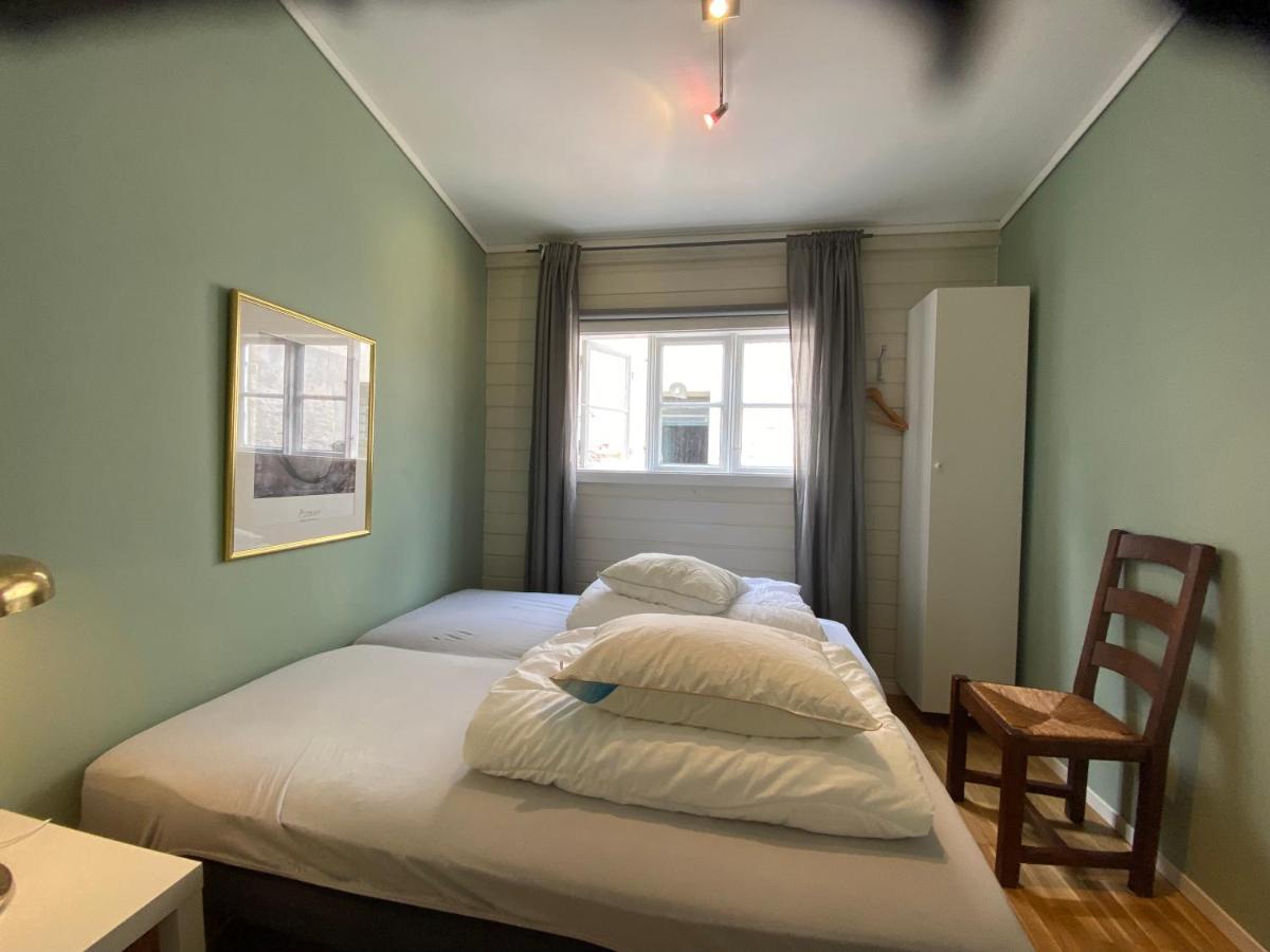 The Old Jailhouse Mandal Hostel Eksteriør bilde
